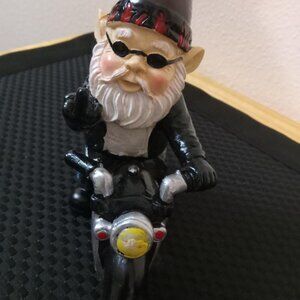 Middlefinger Gnome on Motorcycle